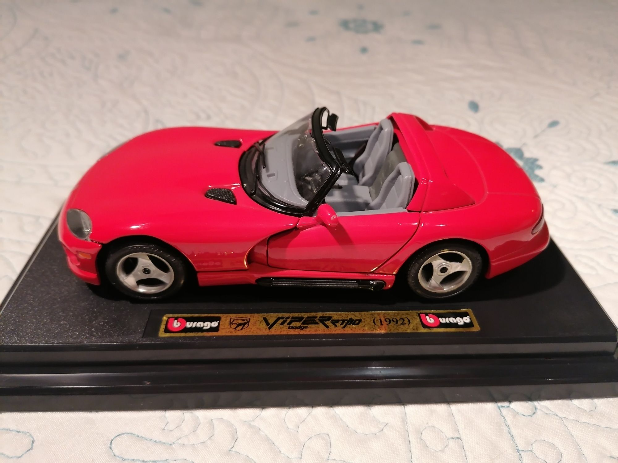 Dodge Viper RT /10 burago 1/24