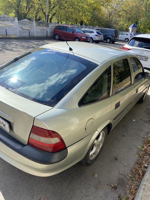 Продам опель вектра б