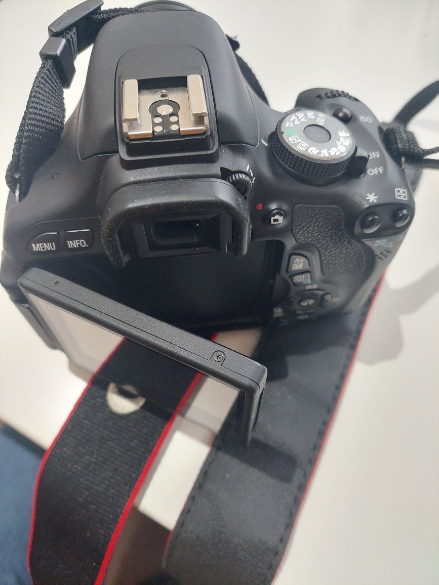 Canon 600D + Objetiva Sigma