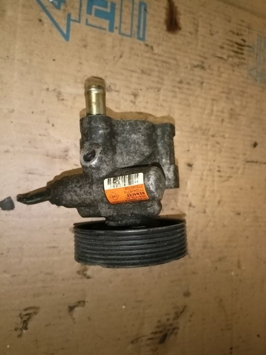 Renault Espace IV 4 lift 2.0 16V  pompa wspomagania