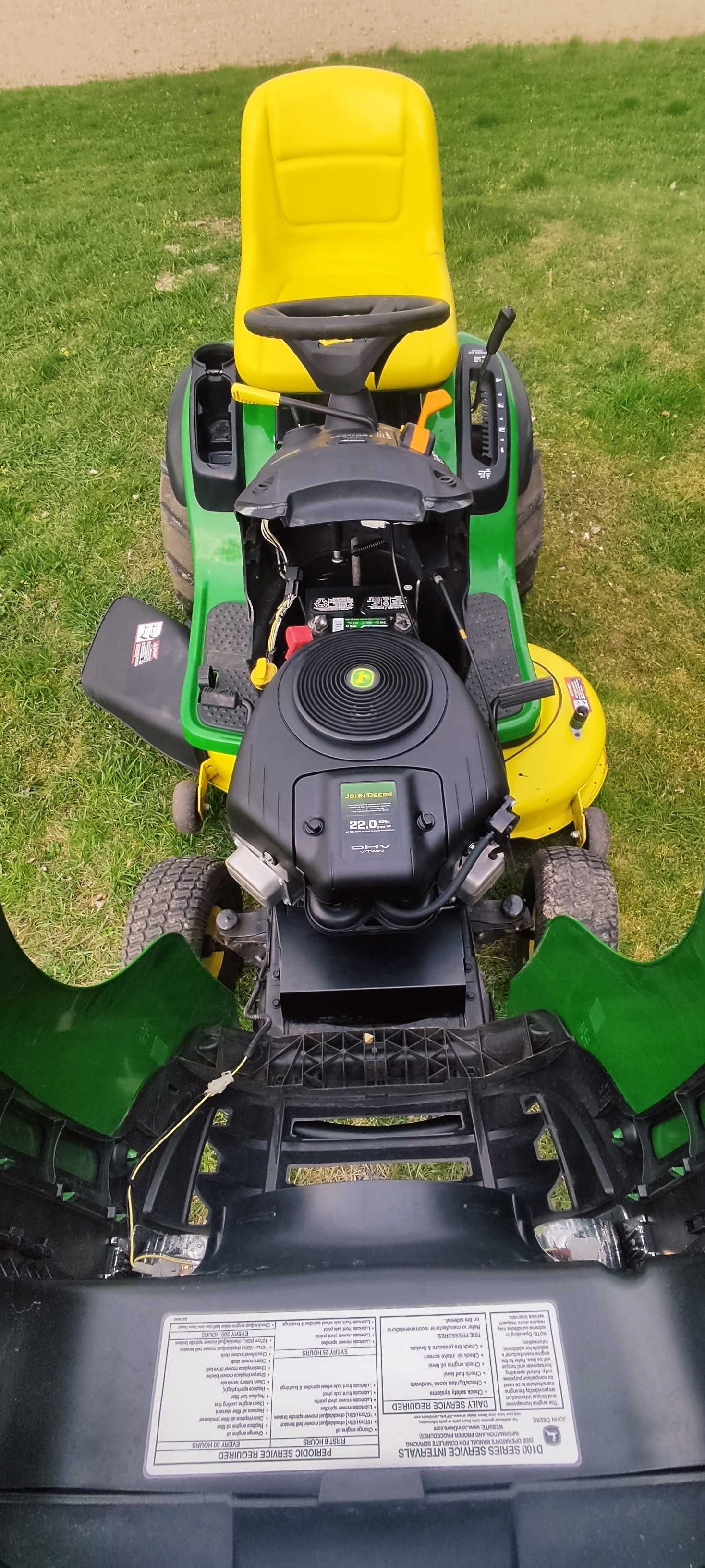 Traktorek kosiarka John Deere D130 22 HP Cub Cadet Husqvarna Craftsman