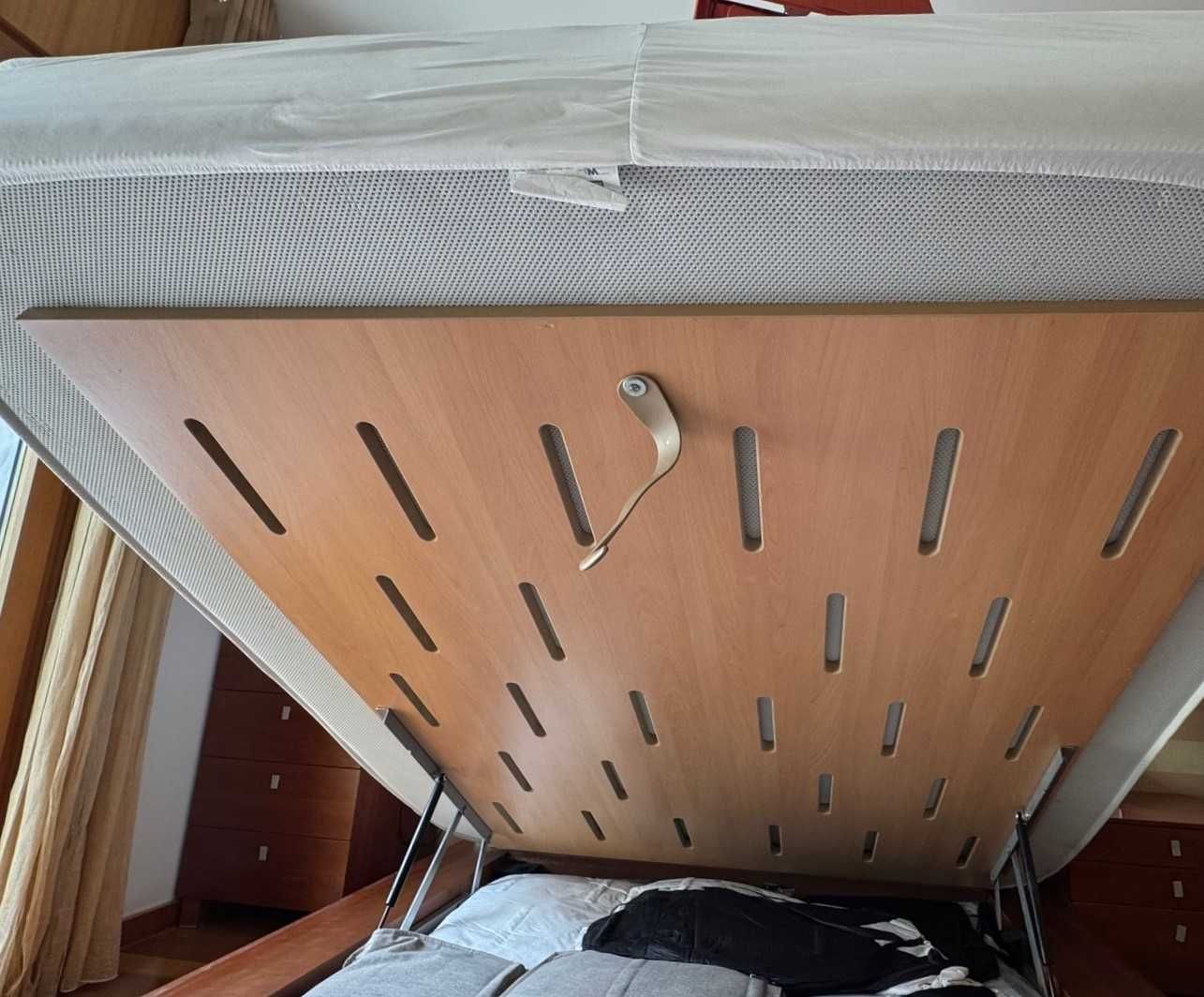 Cama Interforma com arrumos