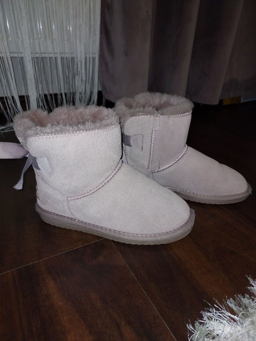 Zimowe buty typu EMU firmy BIOSOFT R.30