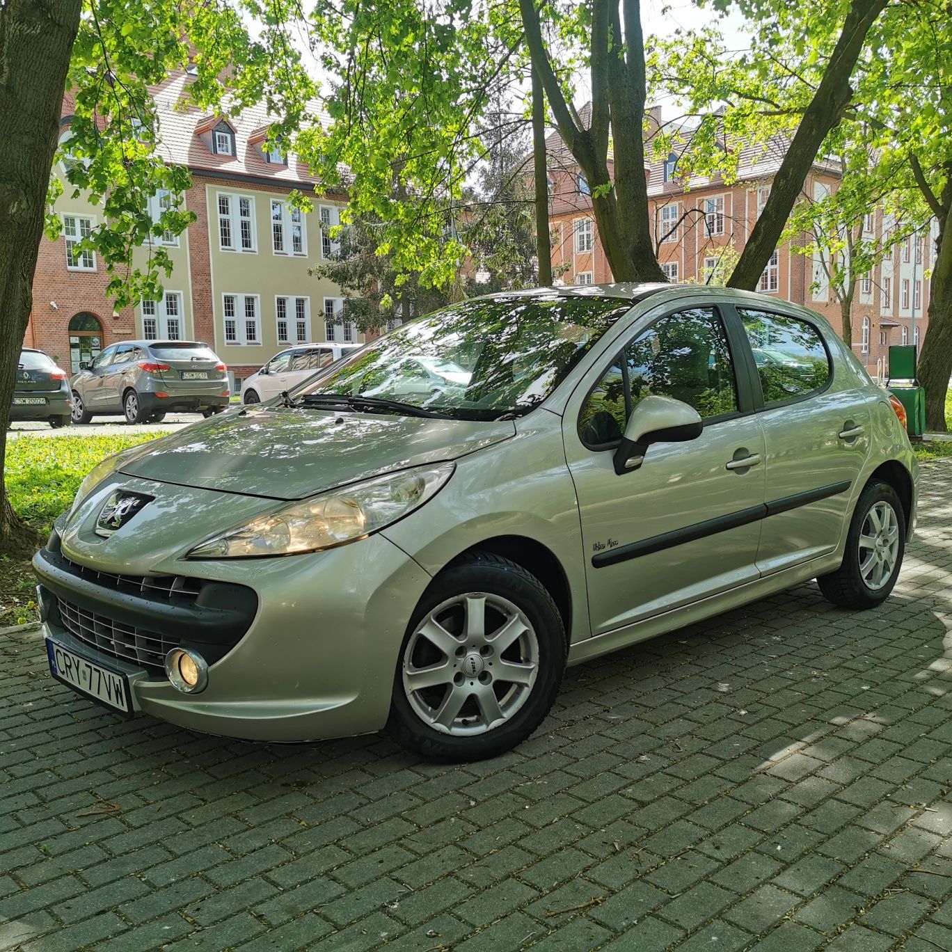 Peugeot 207 1.4 8V  2008r klimatyzacja