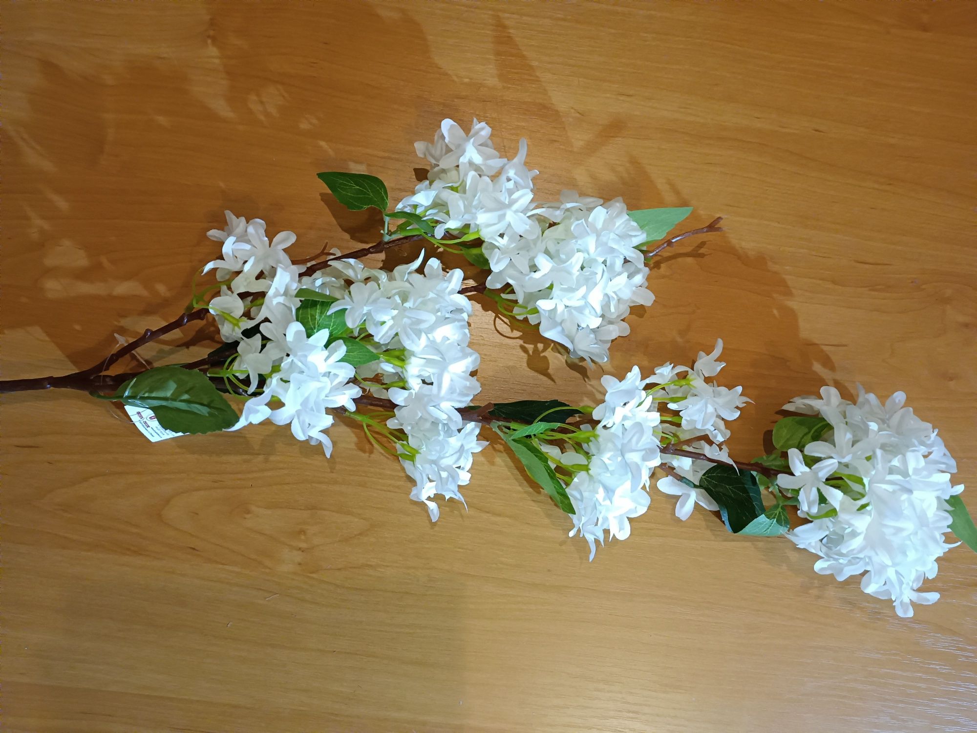 Gałązka z kwiatami kwitnąca sztuczna 95 cm