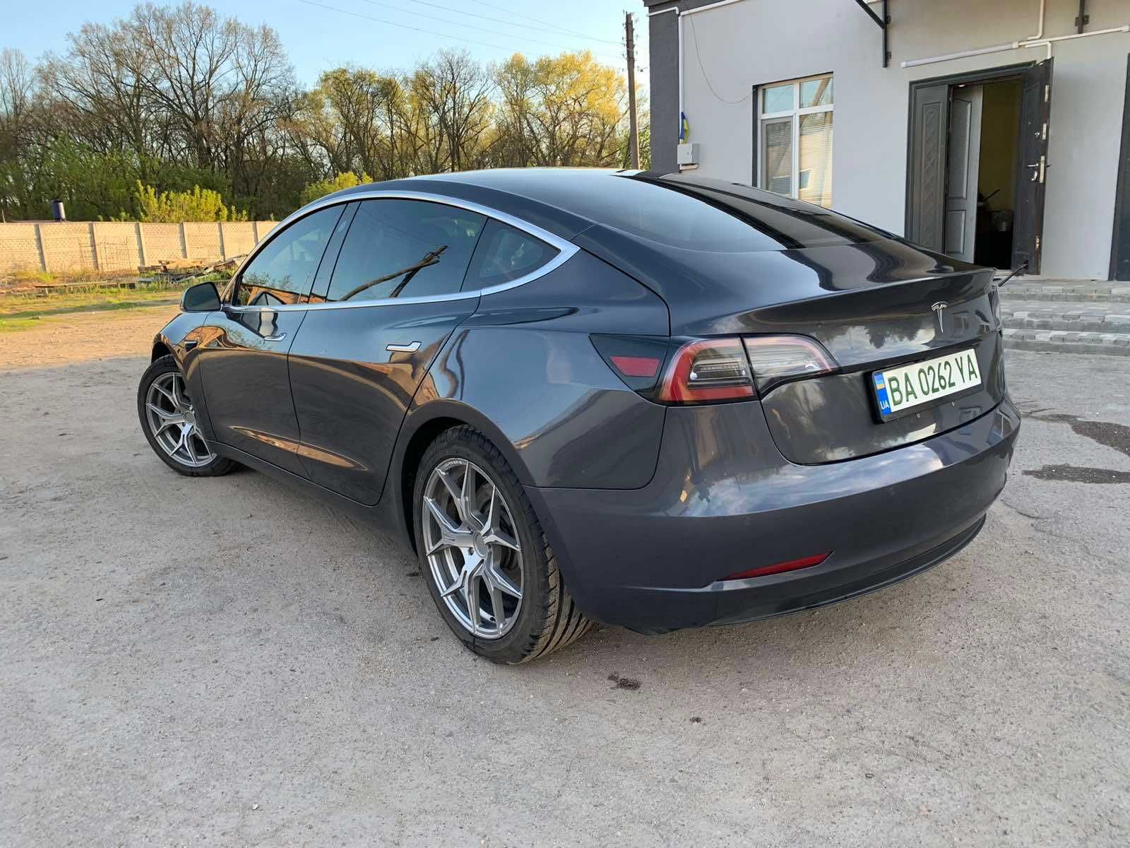 Tesla Model 3 2018  Long Range Battery AWD