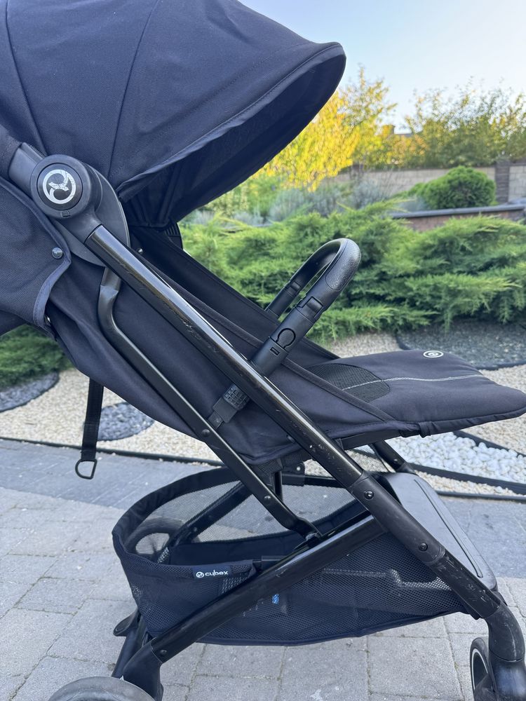 Коляска Cybex Beezy