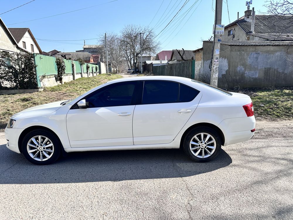 Продам шкода октавія 2014 року, 1.4л, 150 к.с