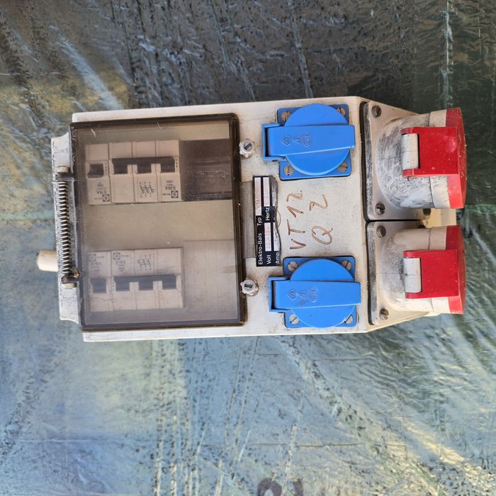 Rozdzielnica budowlana