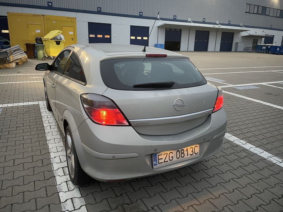 Opel Astra H w w dobrym stanie