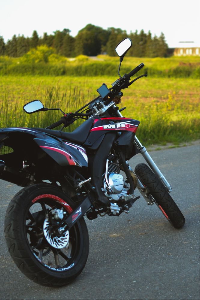 Motorhispania Duna 125 Supermoto