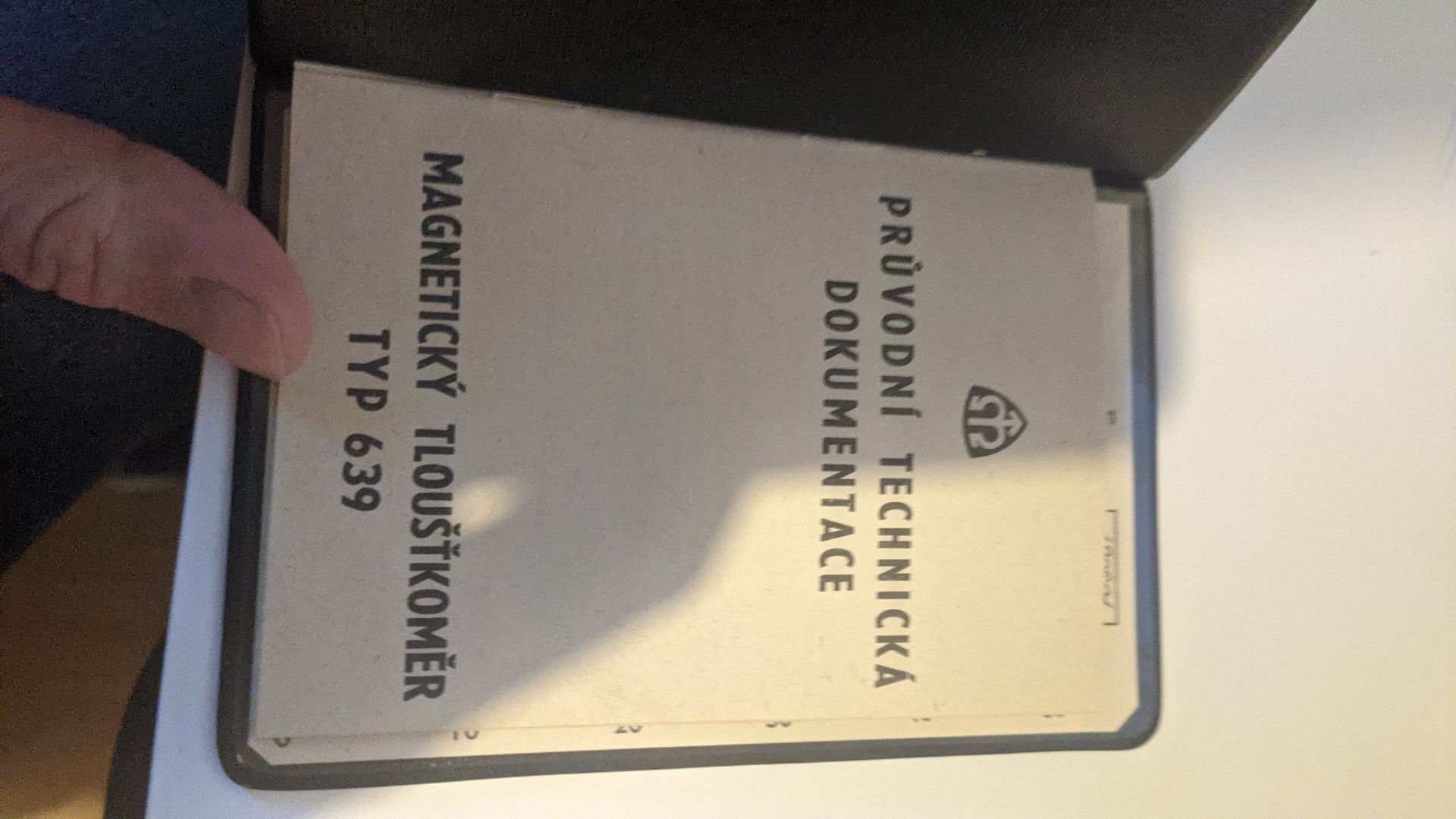 Grubościomierz Metra Praha typ 639
