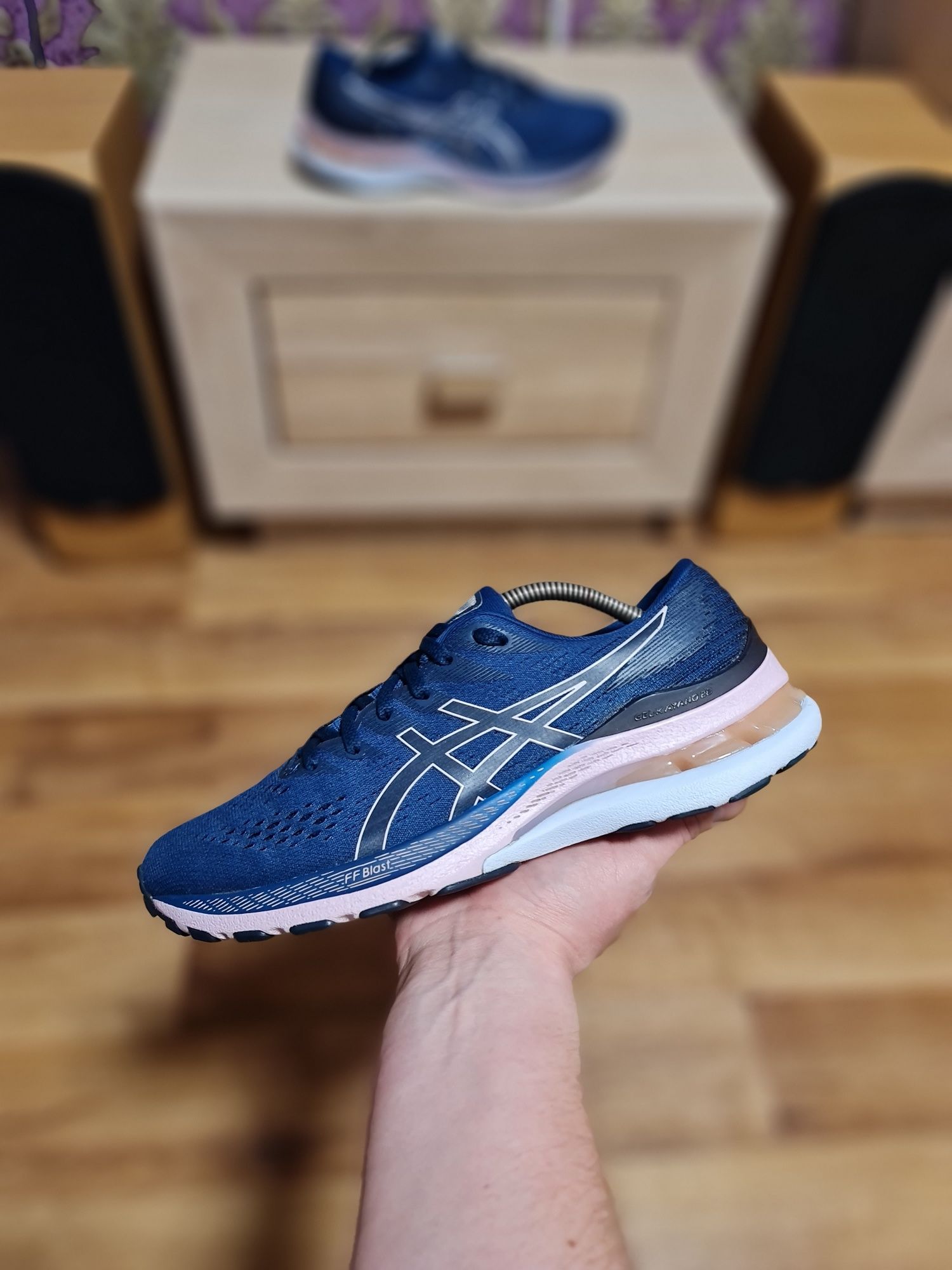 Оригинальные кроссовки Asics Gel - Kayano 39.5p.