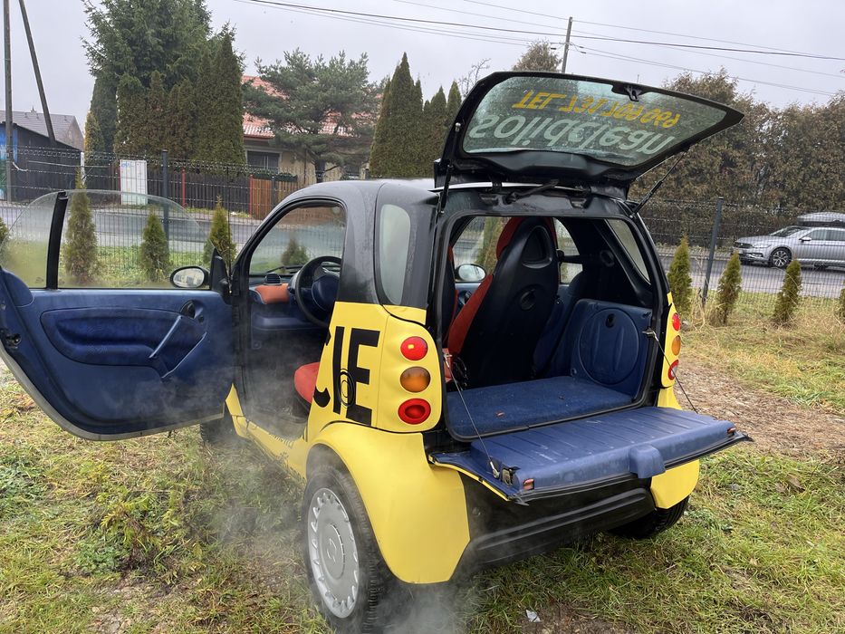 Smart, smart fortwo, maluszek, reklama, baner, auto miejskie
