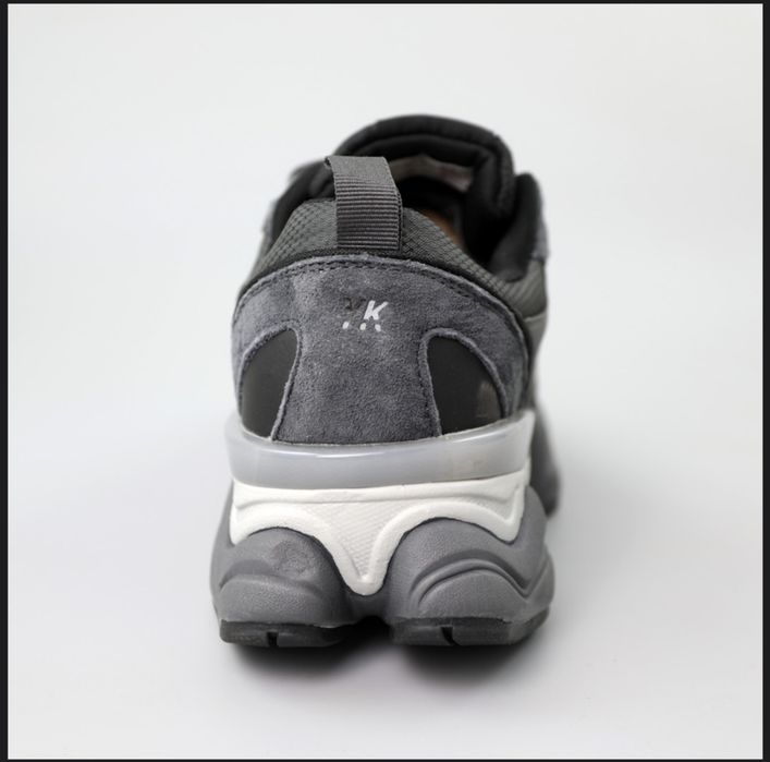 Кросівки чоловічі, термо вологостійкі.