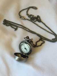 Zegarek steampunk, na łańcuszku, naszyjnik, sekretnik
