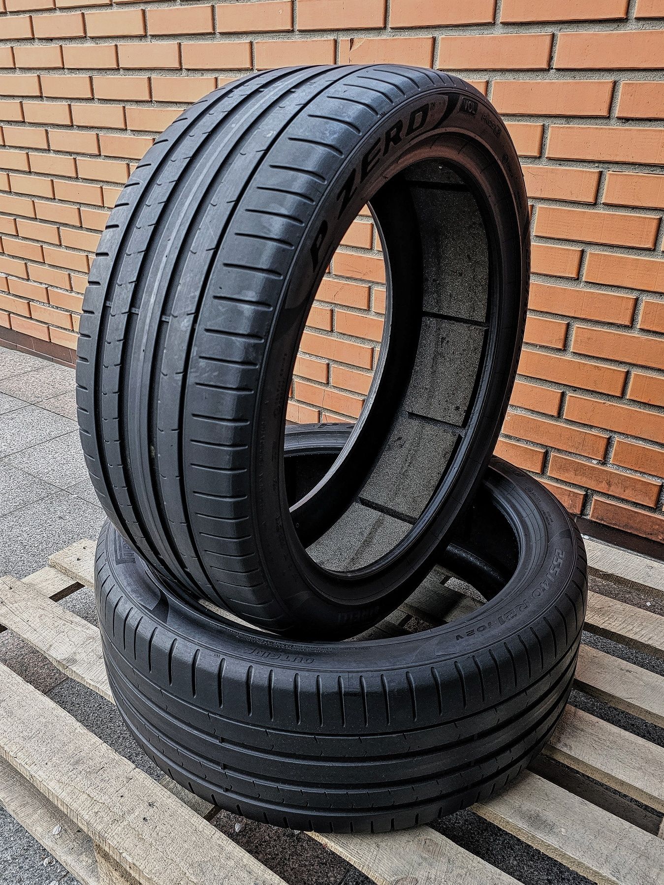 Пара 275/40r21 Pirelli | P Zero | 5.5mm | З шумоізоляцією, ідеал