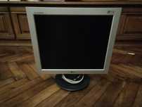 Monitor LG kwadrat