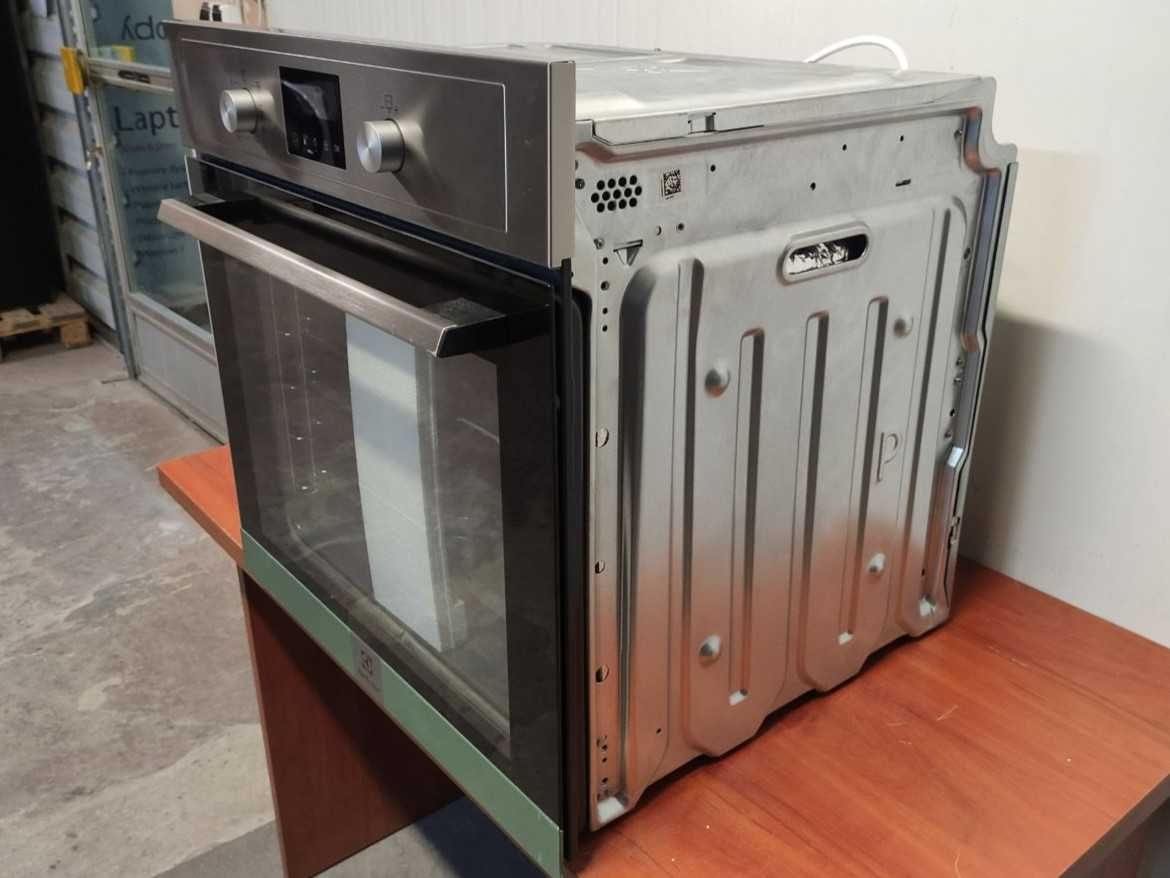 Piekarnik elektryczny Electrolux 600 EOF4P56X Inox OUTLET 31CG25
