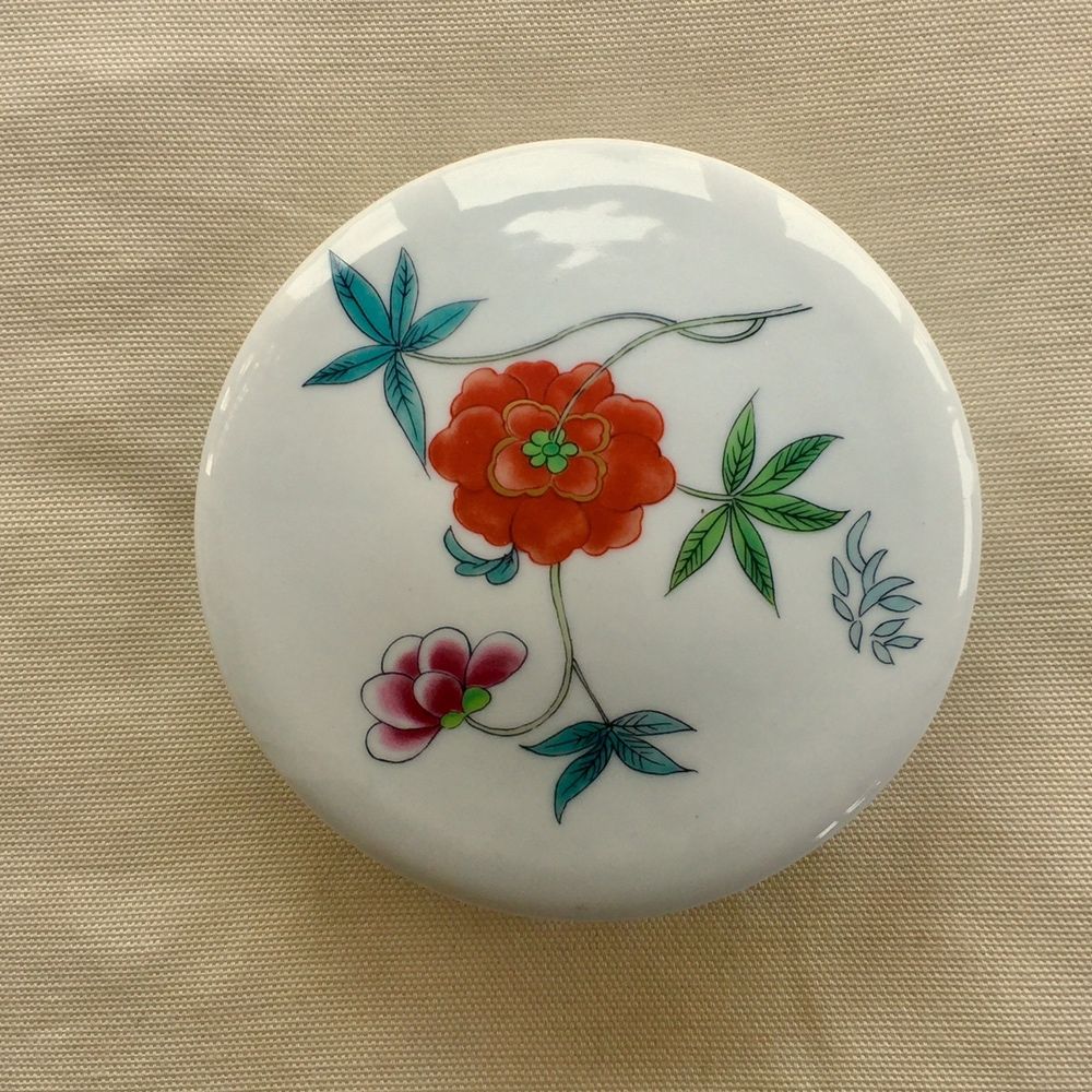 Peça Limoges com flores