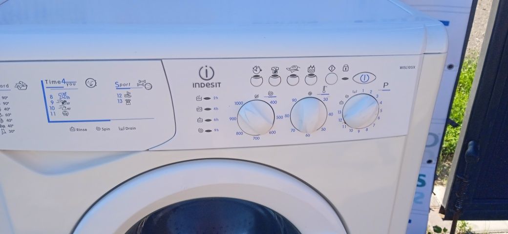 Пральна машина. Indesit 5кг. Пралка. Стиральная машина. Стиралка.