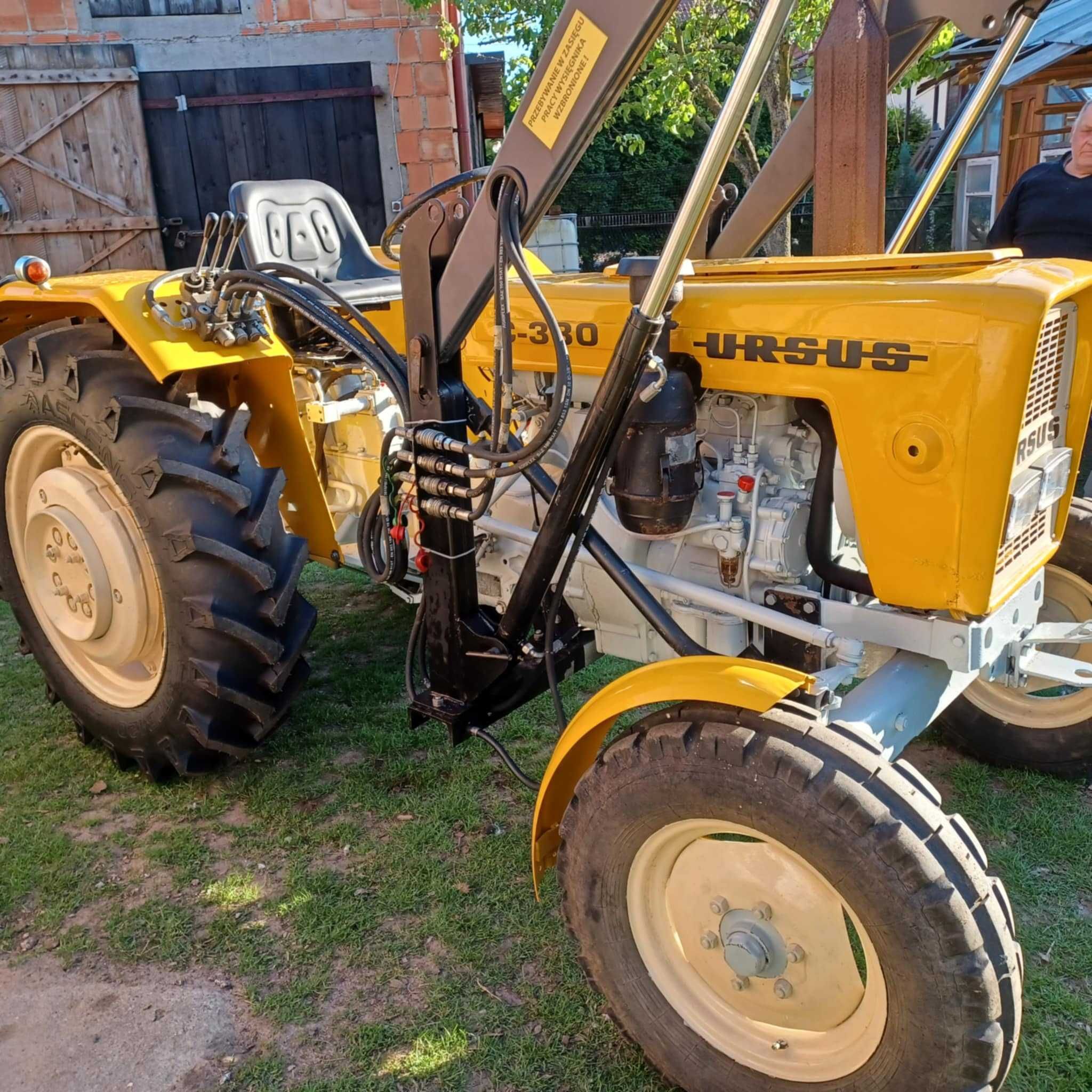 Sprzedam URSUS C330 Z TUREM