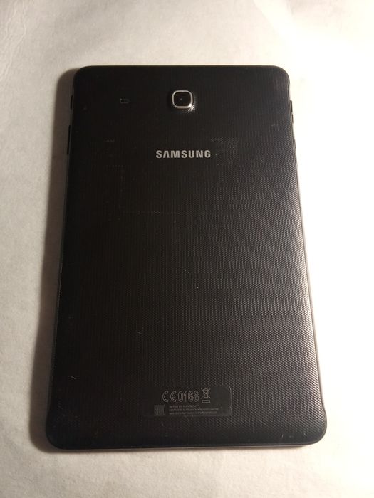 Планшет Samsung galaxy tab sm-t561 9.6 дюймів андроїд 7.1
