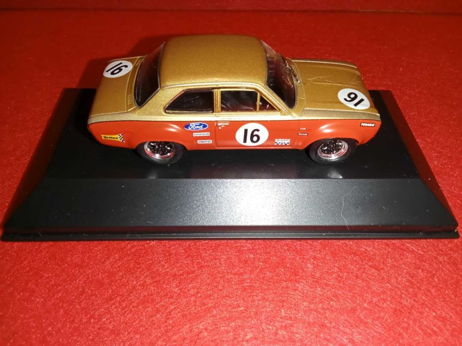 Miniatura Ford Escort MK1 Atlas Ixo