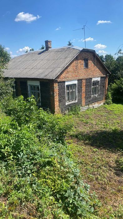 Продаж хати в с.Хороброві