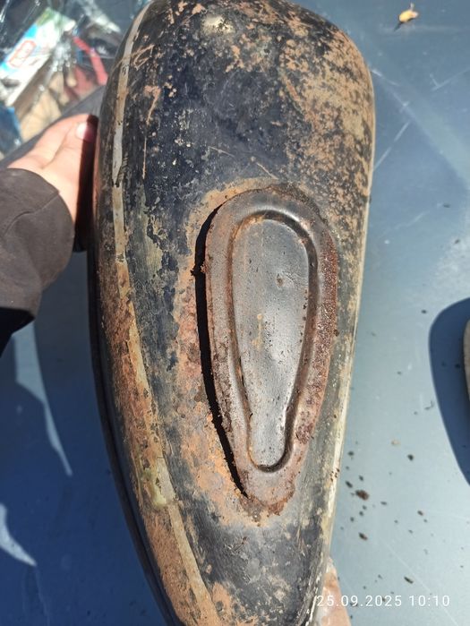 Продам бак на ретро мото техніку м55