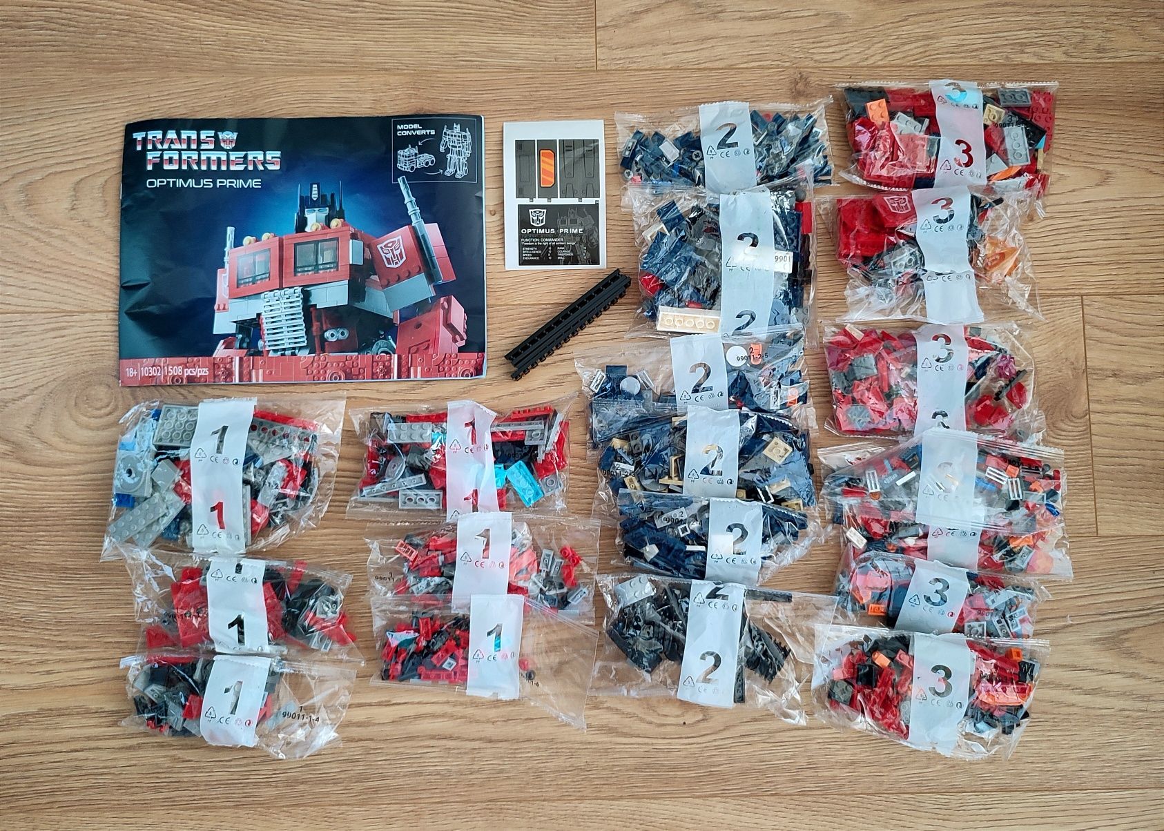 10302 конструктор Optimus Prime (Transformers G1)
