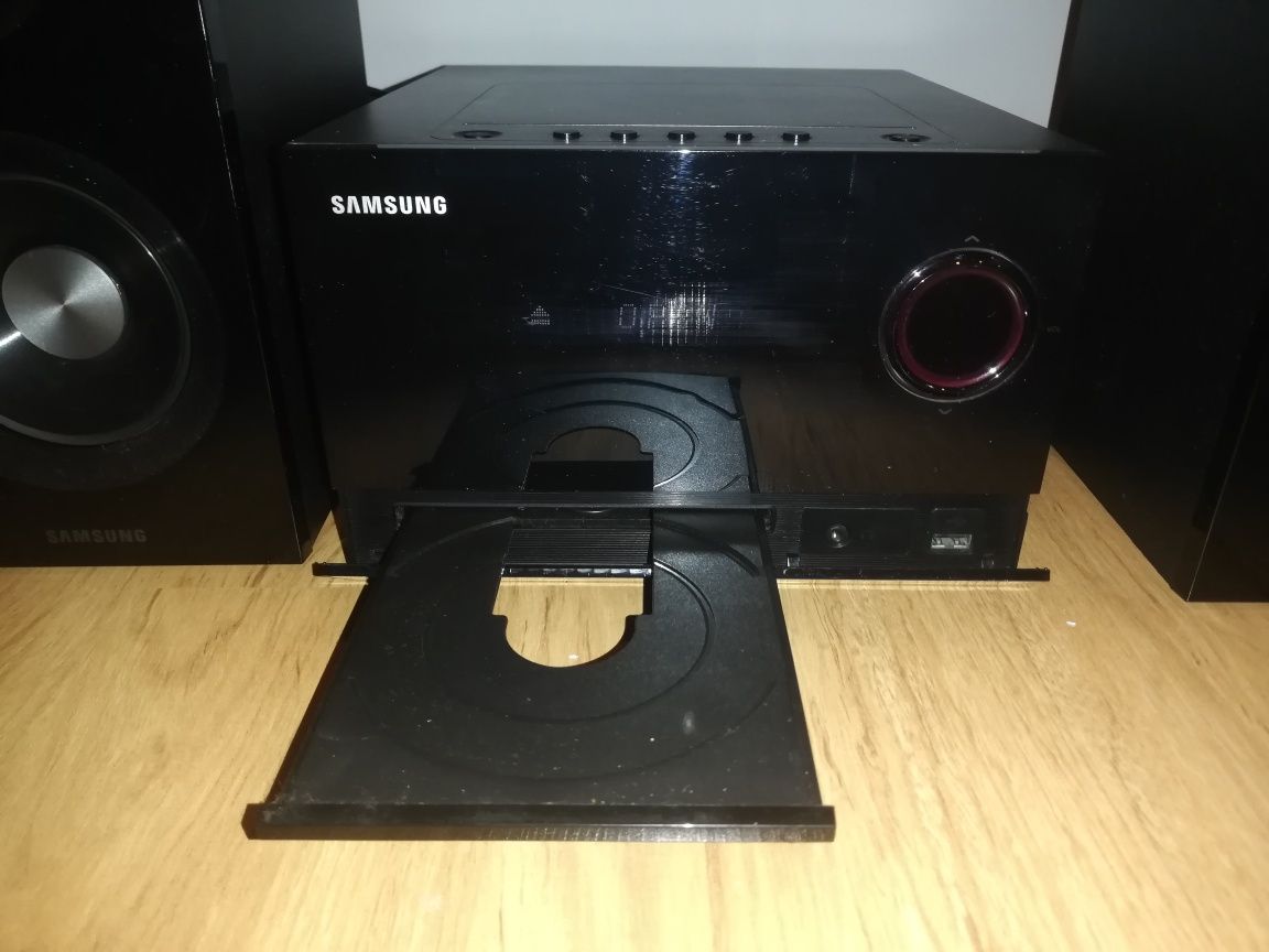 Samsung micro component system, mini wieża.