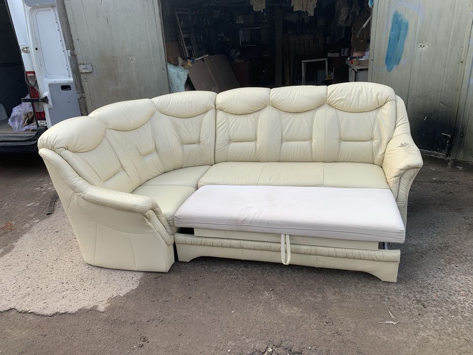 Продам диван кутовий(шкіра)
