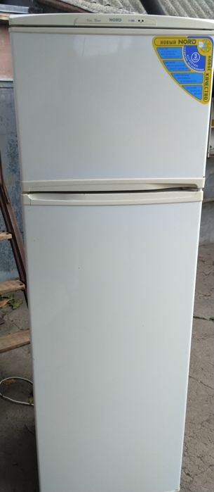 Продам холодильник