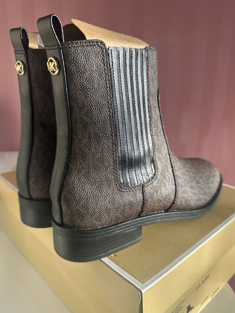 Жіночі челсі коричневі Michael Kors сапожки черевички Майкл Корс