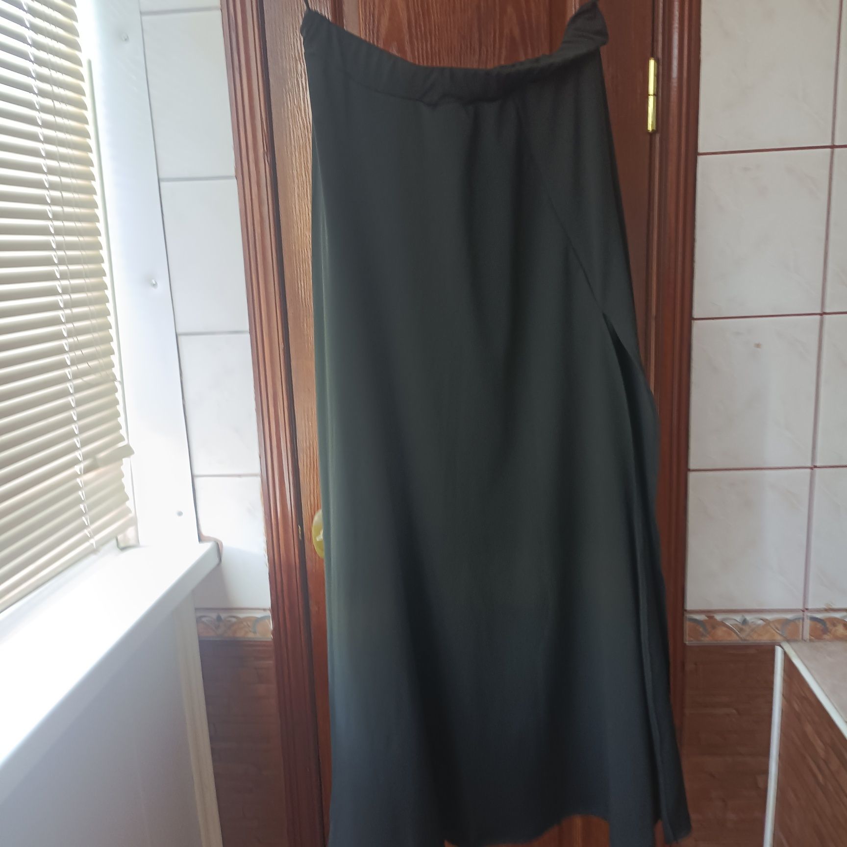 Продам юбку с разрезом