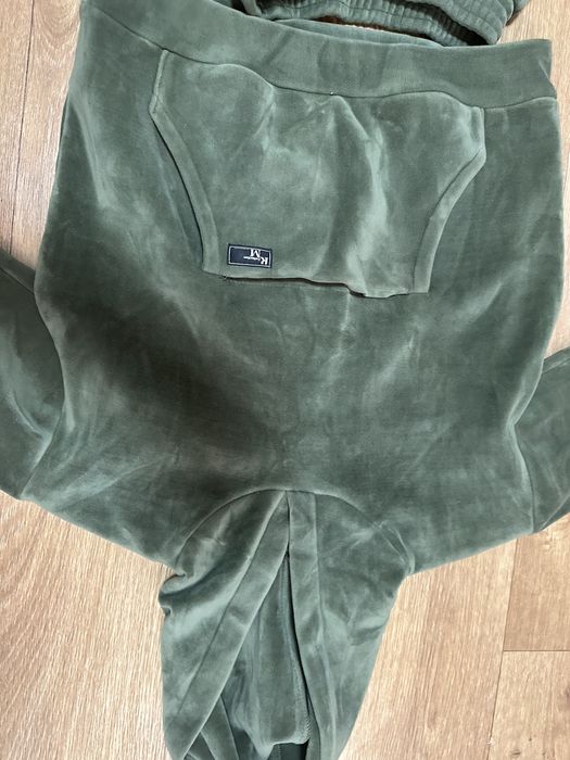 Дитячий костюм на 7-8 р