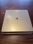 Playstation 4 slim 500gb (dourada)