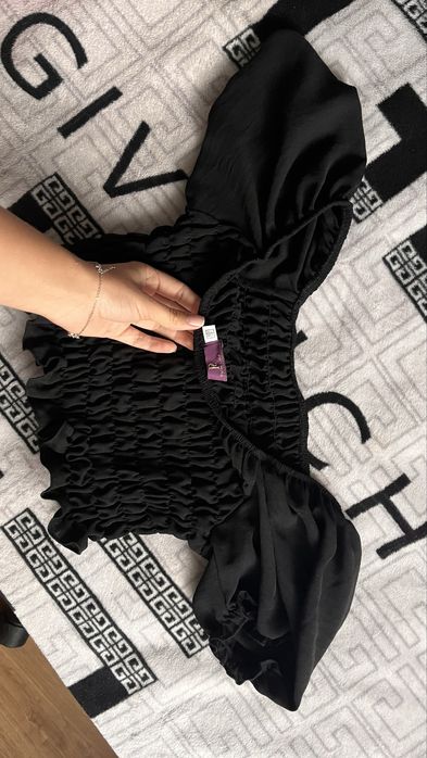 топ жіночий чорний