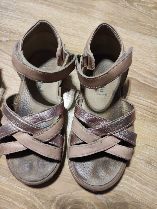 Buciki dla dziewczynki 29