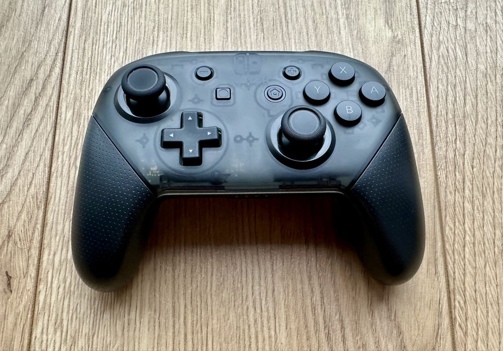 Comando Pro Nintendo Switch (Peças)