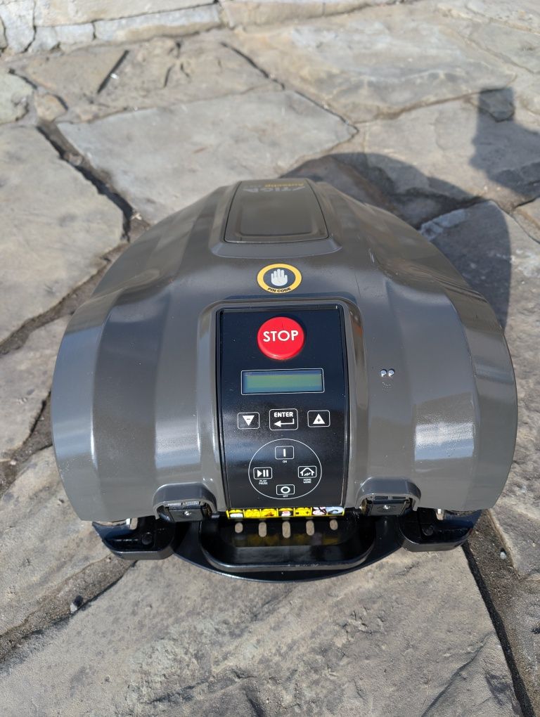 Robot koszący do trawy STIGA Autoclip 230 s