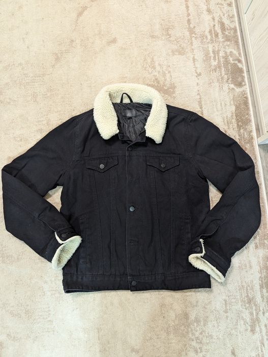 Джинсова чорна куртка розмір Л, М