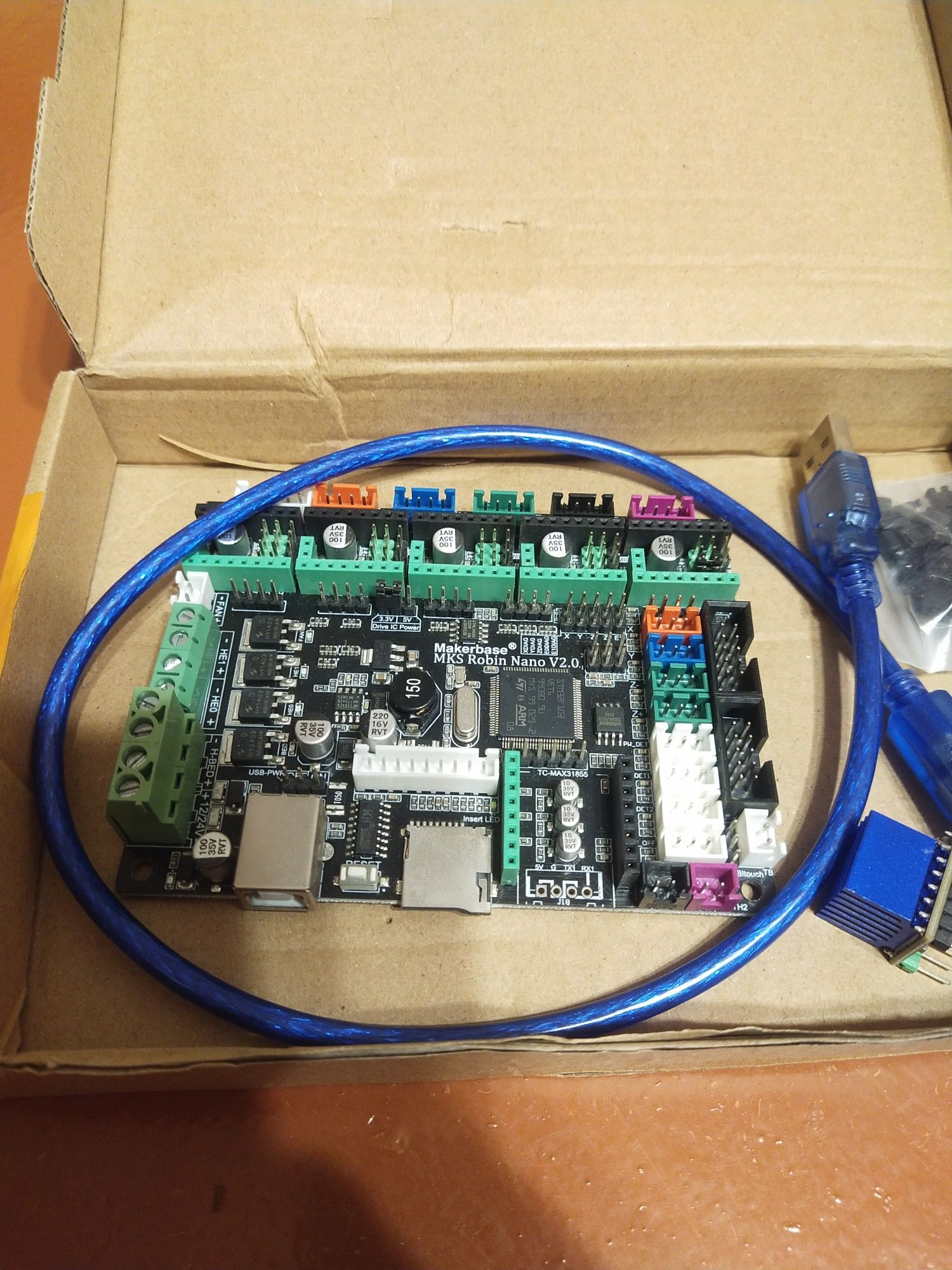 Makerbase MKS robin nano V2