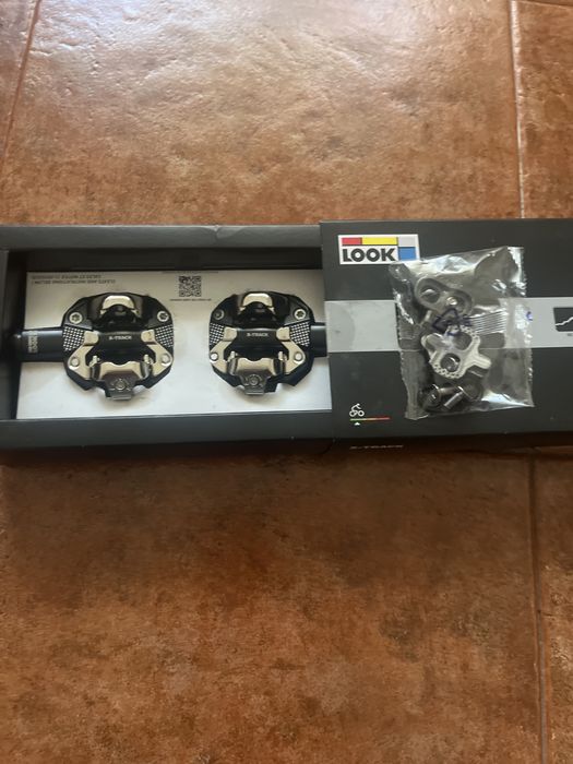 Pedais Look SPD X-Track Novos