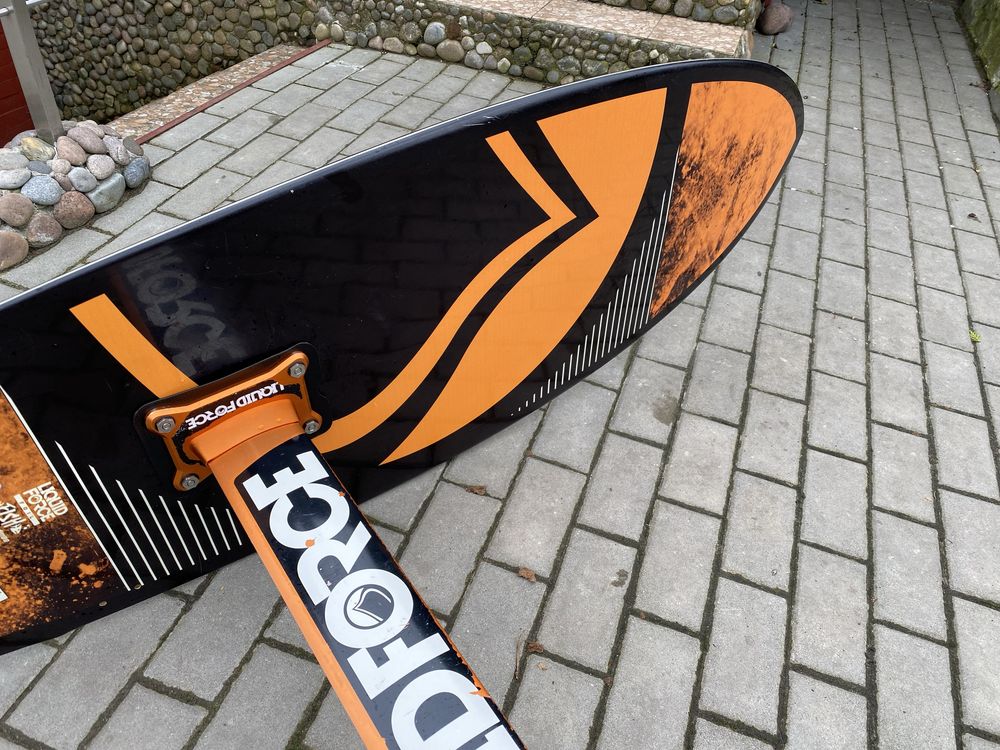 Deska foil CAŁY ZESTAW Liquid Force Fish Kitesurfing