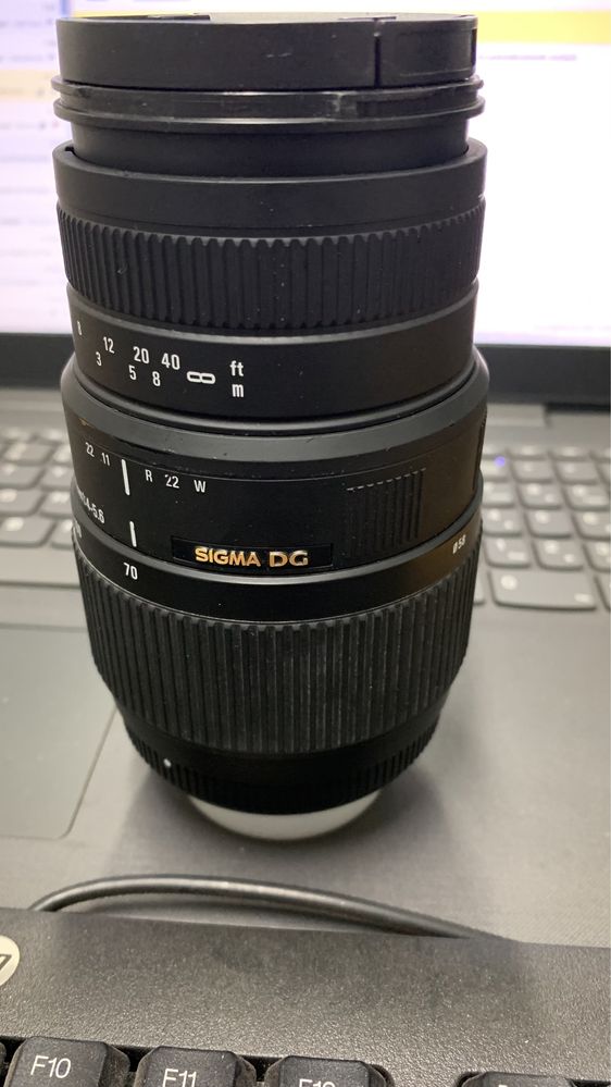 Vendo sigma 70-300 teleobjectiva para Nikon