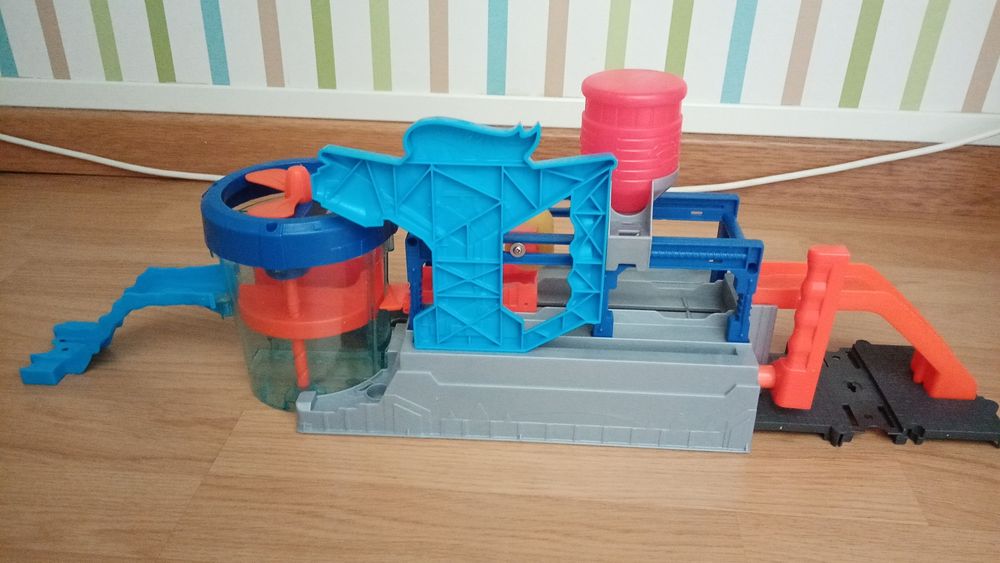 Pista de carros da marca Hotweels