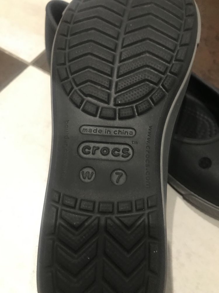 Продам Crocs,розмір 37