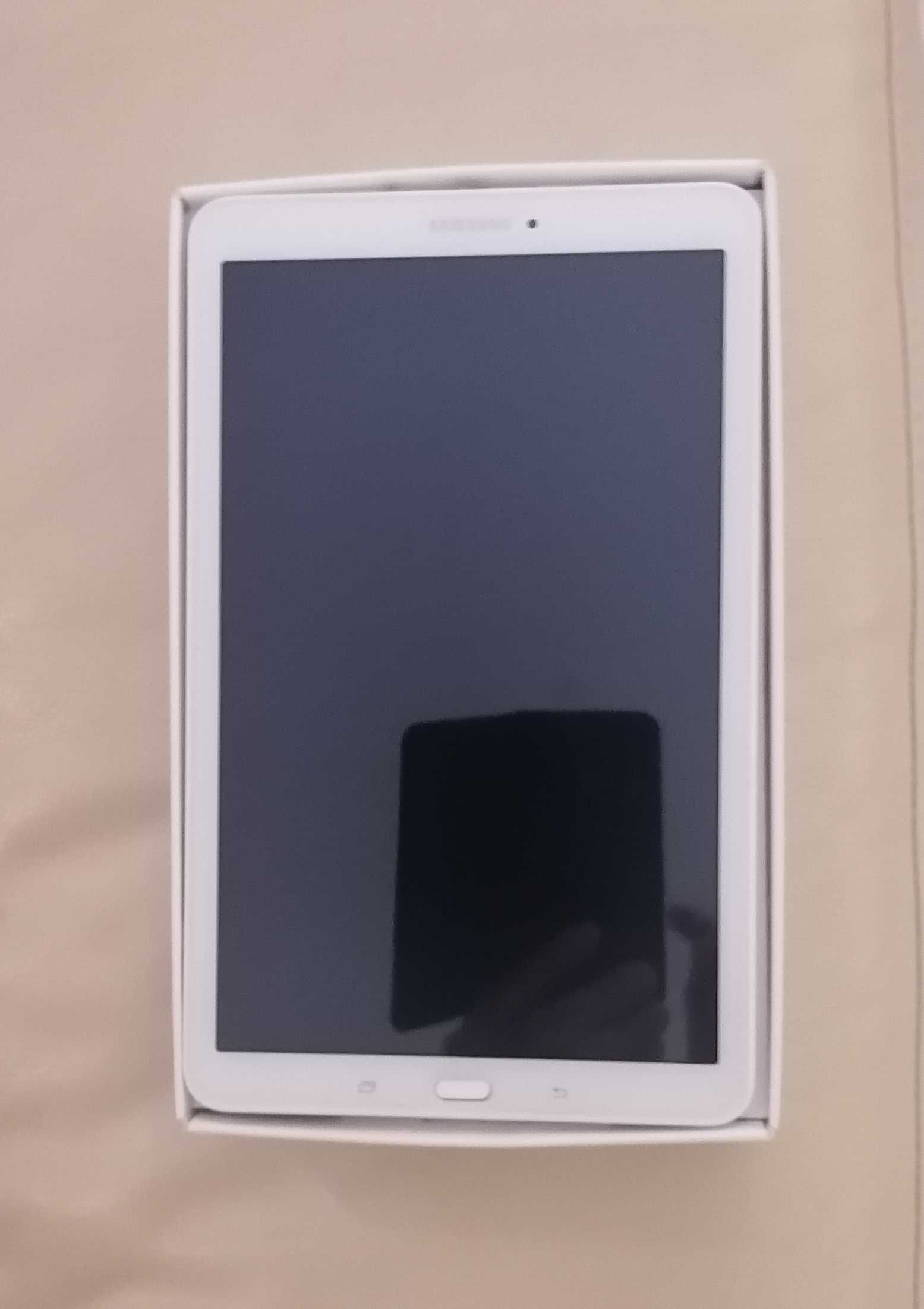 Tablet SAMSUNG Galaxy tabE - SM-T560